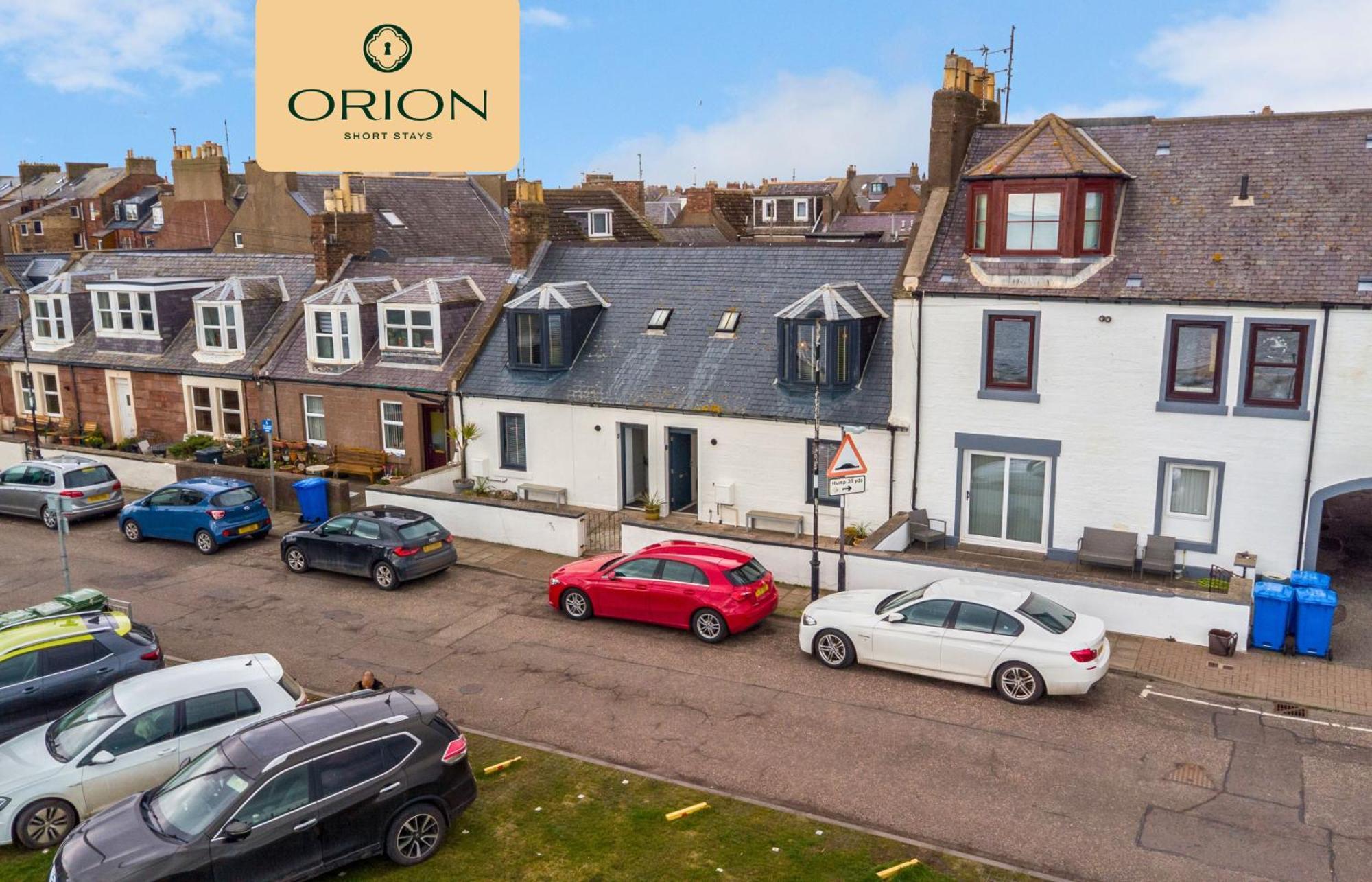 Creel No 4, Panoramic Sea Views, Front Access, Free Parking, Fully Equipped, 2mins To Pier, Walking Trail At The Cliffs, Long Rates And Reduced Price Guaranteed - Only By Orion Short