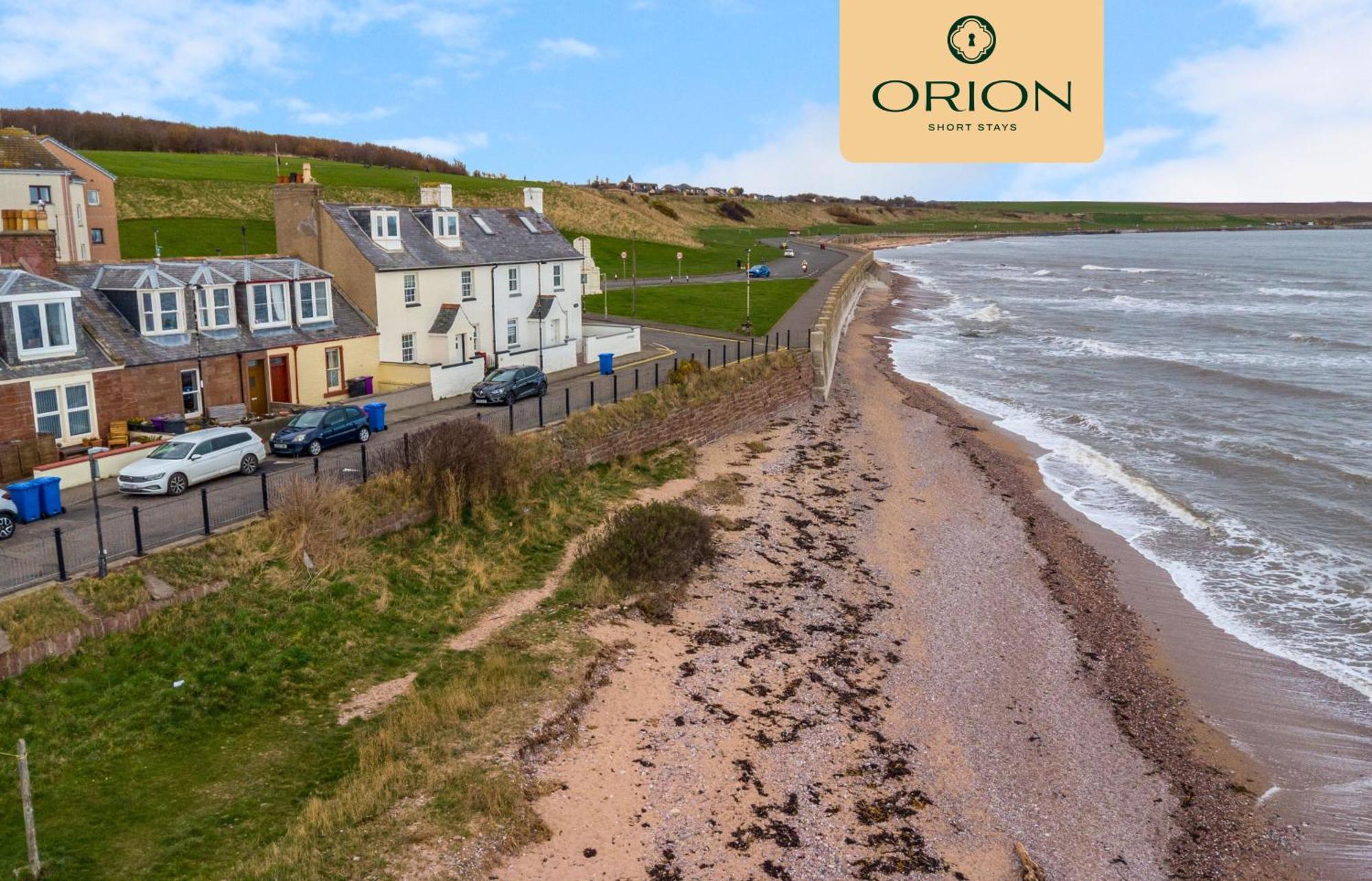 Creel No 4, Panoramic Sea Views, Front Access, Free Parking, Fully Equipped, 2mins To Pier, Walking Trail At The Cliffs, Long Rates And Reduced Price Guaranteed - Only By Orion Short Arbroath