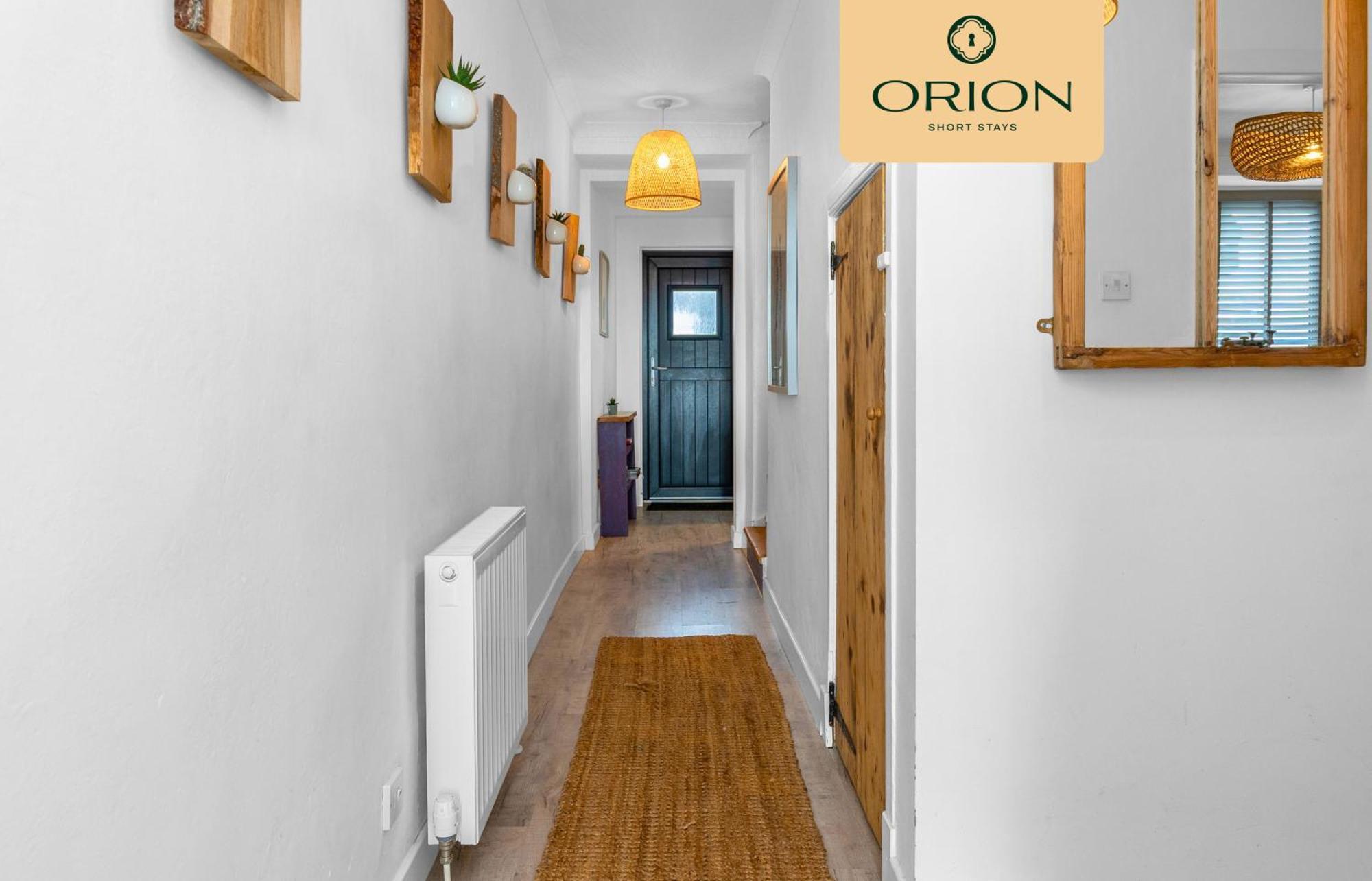 Creel No 4, Panoramic Sea Views, Front Access, Free Parking, Fully Equipped, 2mins To Pier, Walking Trail At The Cliffs, Long Rates And Reduced Price Guaranteed - Only By Orion Short